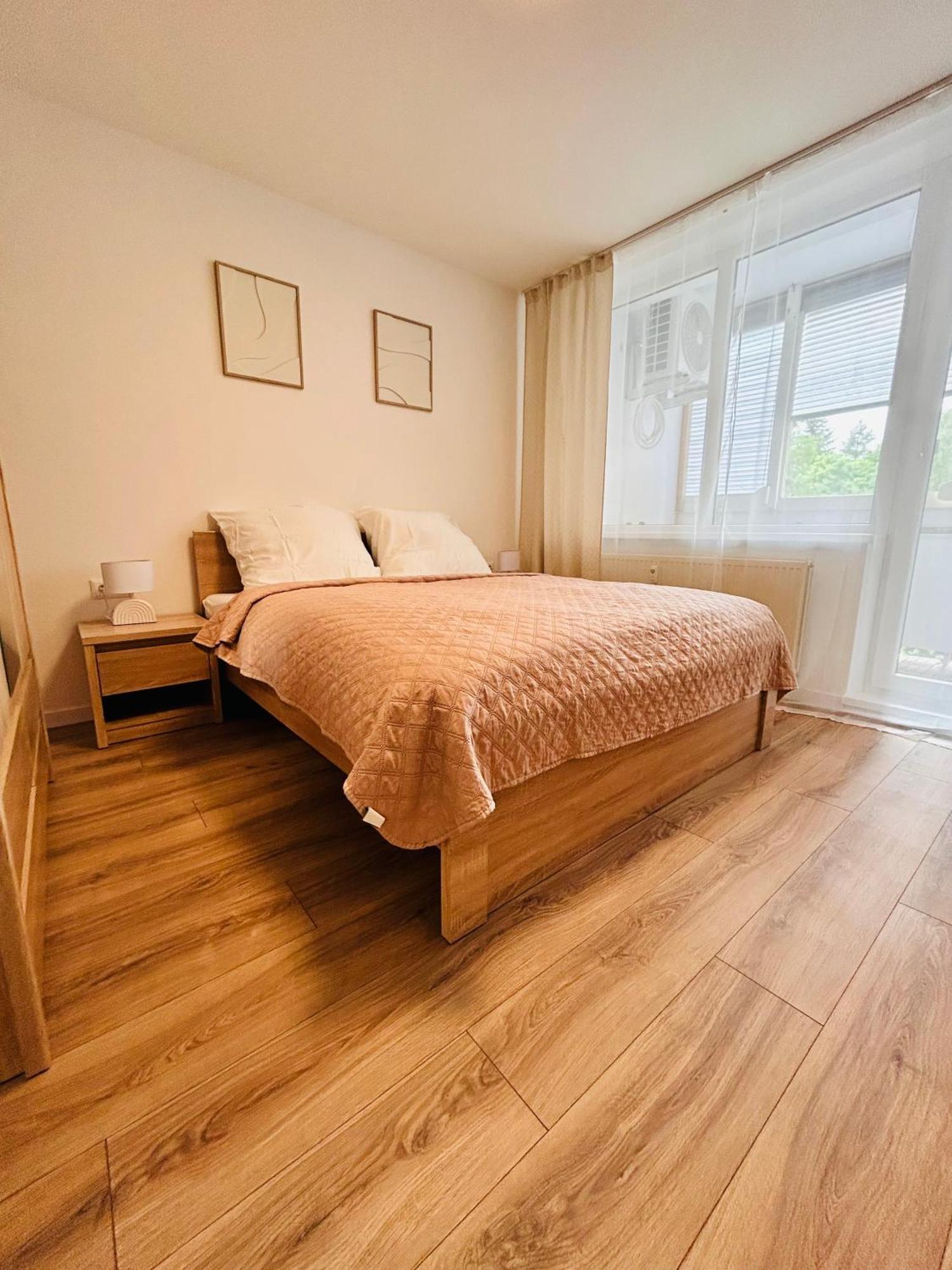Apartman Novumspot Presov Luaran gambar